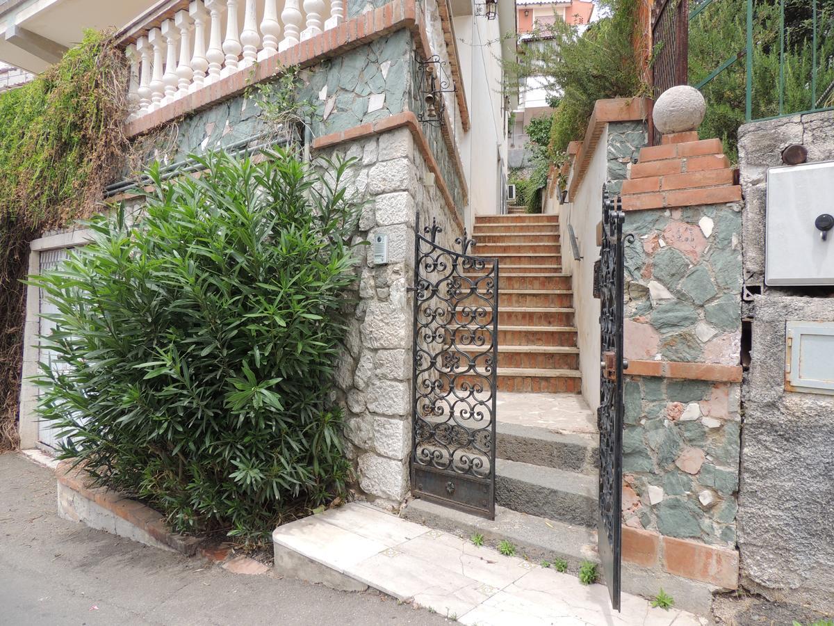 לינה וארוחת בוקר Le Porte Di טאורמינה מראה חיצוני תמונה